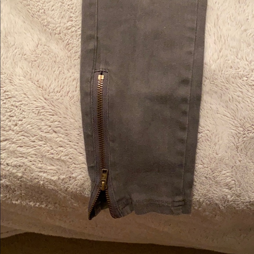 Jeans - Picture 3 of 4